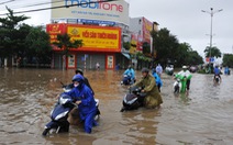 Phú Yên 3 người chết vì mưa lũ, TP Tuy Hòa ngập sâu