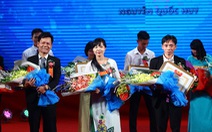 Trao thưởng chương trình Tri thức trẻ vì Giáo dục năm 2016