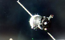 ​Tàu vũ trụ Nga đã đưa ba phi hành gia lên ISS an toàn