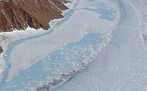​Các sông băng tan chảy hoàn toàn là do tác động của biến đổi khí hậu