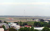 Audio 29-12: ​Vì sao chậm mở rộng sân bay Tân Sơn Nhất?