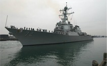 Mỹ bắn cảnh cáo tàu chiến của Iran