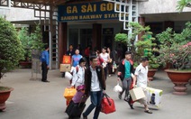 Khóc giữa sân ga Sài Gòn do đi nhầm tàu