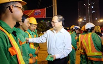 Lãnh đạo TP. HCM và Đà Nẵng chúc Tết công nhân vệ sinh