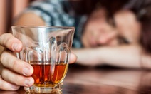 Cách phòng tránh ngộ độc rượu