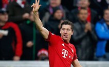 Lewandowski lập hat-trick, B.M chôn vùi Hamburger