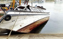 ​Tàu du lịch lại chìm trong cảng Tuần Châu