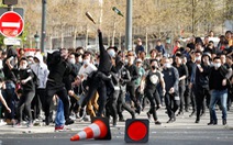 Người Trung Quốc gây loạn ở Paris
