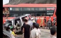 Tai nạn xe khách trên cao tốc Nội Bài - Lào Cai