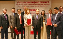 Việt- Mỹ ký kết các thỏa thuận nhiều tỉ USD