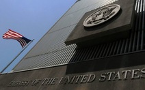 Mỹ hoãn chuyển đại sứ quán về Jerusalem