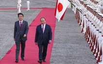 Thủ tướng Nhật trọng thể đón Thủ tướng Nguyễn Xuân Phúc
