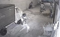 Trích xuất camera tìm nghi can đánh chết người tại Ao Đôi