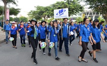 Hơn 5.000 người đi bộ Tiếp sức đến trường
