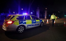 ​Cảnh sát Anh bắt giữ kẻ mang dao bên ngoài điện Buckingham