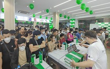 iPhone mới chưa ra mắt, người dùng Việt đã hỏi đặt mua trước