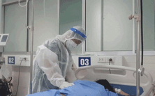 Vào nơi ‘chia lửa’ điều trị bệnh nhân COVID-19 ở Củ Chi