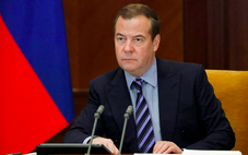 Ông Medvedev cảnh báo: 'Toàn bộ Ukraine sẽ bốc cháy'