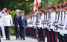 Thủ tướng Singapore Lý Hiển Long chủ trì lễ đón Thủ tướng Phạm Minh Chính