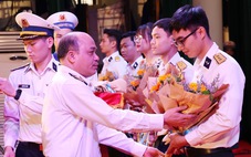 Tuyên dương các 'gương mặt trẻ tiêu biểu' Hải quân nhân dân Việt Nam
