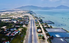 Đưa vào sử dụng tuyến đường ven biển, thúc đẩy khu kinh tế Vân Phong