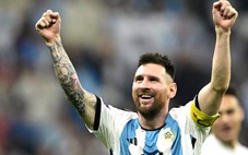 Messi lập hat-trick, vượt cột mốc 100 bàn cho Argentina