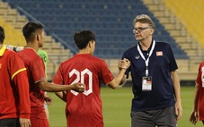 'Mong U23 Việt Nam đi đúng hướng như lời HLV Troussier, chứ nhìn đội đá chán quá'