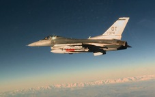 Nhà Trắng: Nếu Nga sợ F-16 thì hãy rút quân khỏi Ukraine