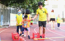 Hành trình yêu thương vô bờ của mẹ - Kỳ 3: Mẹ giúp con bước ra khỏi vỏ sò tự ti