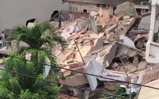 Sập nhà 4 tầng ở quận Bình Thạnh, hai người mắc kẹt