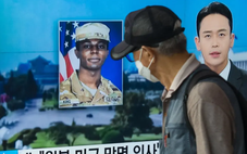 Mỹ tạm giam binh sĩ Travis King ngay sau khi Triều Tiên trục xuất