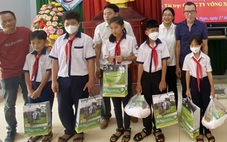 Trao trung thu cho trẻ 'nhà không chạm đất'
