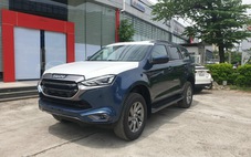 Tin tức giá xe: Isuzu mu-X giảm tới 215 triệu tại đại lý, giá thực tế rẻ ngang Mazda CX-5