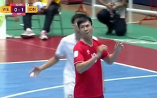 Futsal Việt Nam - Indonesia (hiệp 1) 0-1: Muhammad Syaifullah mở tỷ số