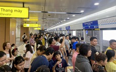 Người dân đi metro số 1 dịp Giáng sinh nhiều hơn gấp đôi ngày trước