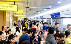 Người dân đi metro số 1 dịp Giáng sinh nhiều hơn gấp đôi ngày trước