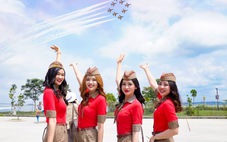 Tiếp viên hàng không Vietjet nổi bật tại Triển lãm hàng không Singapore Airshow