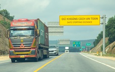 Đề xuất thêm biển báo 'răn đe' trên cao tốc Cam Lộ - La Sơn