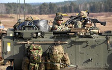 Nhiều nước bàn gửi quân đến Ukraine, Nga cảnh báo xung đột trực tiếp với NATO