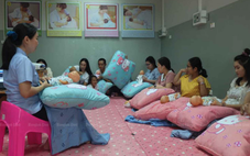 Thái Lan tính hợp pháp hóa việc mang thai hộ cho người nước ngoài