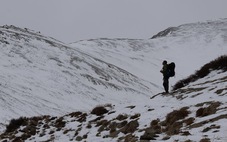 Vội đến Ladakh khi còn được dạo bước trên những dòng sông băng