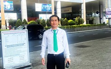 Khen thưởng nhân viên taxi Mai Linh trả lại 300 triệu đồng khách bỏ quên