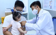 Trẻ mắc bệnh ho gà gia tăng ở Hà Nội, dễ nhầm lẫn với cảm lạnh