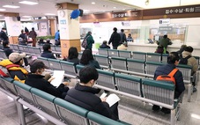 Hàn Quốc siết chặt quy định khám chữa bệnh bằng thẻ bảo hiểm y tế
