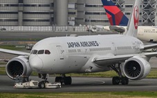 Hai máy bay Nhật va chạm tại sân bay Haneda ở Tokyo