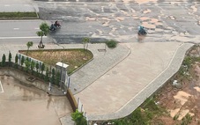 Hàng rào bê tông chặn đường được tháo dỡ, lối vào Bệnh viện TTH Quảng Bình đã thông