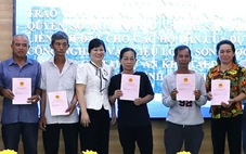 TP Thủ Đức trao sổ hồng cho 17 hộ dân dự án đường Vành đai 3 TP.HCM