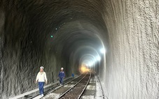 Nỗ lực thông hầm đường sắt Chí Thạnh vào ngày 30-5