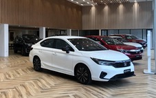 Tin tức giá xe: Hàng loạt ô tô Honda giảm giá mạnh tay, Accord ưu đãi tới 220 triệu đồng