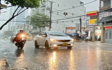 Sau nắng nóng lịch sử, miền Trung đón mưa lớn, cẩn thận dông sét